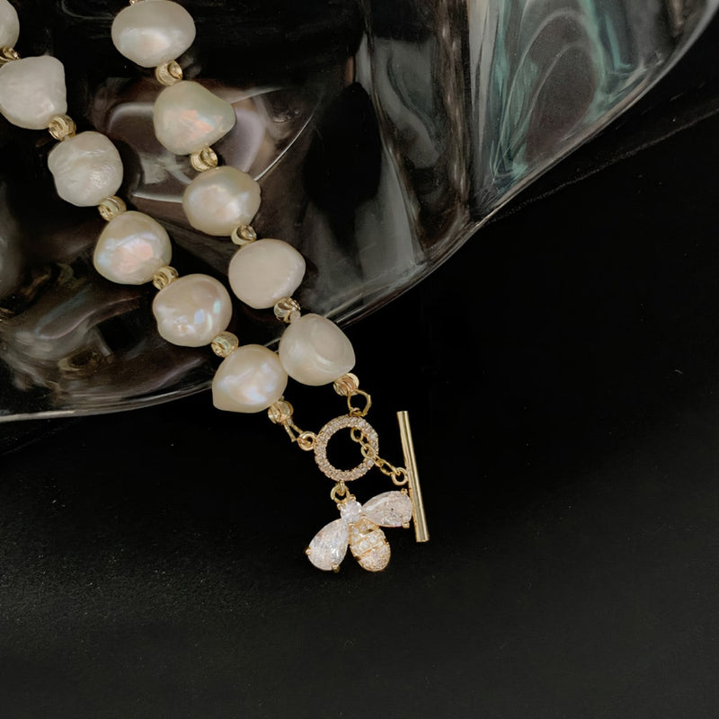 Elegant Pearl Bracelet